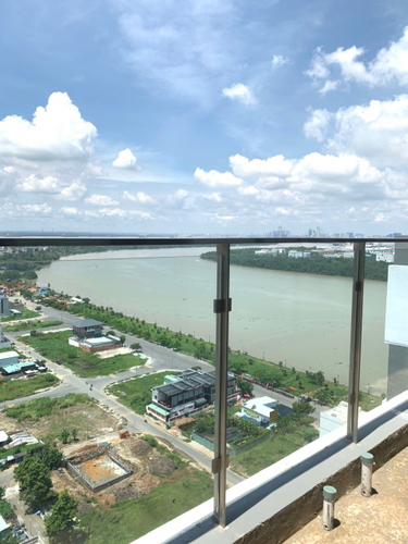 View căn hộ One Verandah, Quận 2 Duplex One Verandah tầng 21 thiết kế 1 trệt, 1 lầu, view sông thoáng mát.