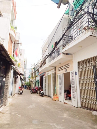 Đường trước nhà phố Quận Gò Vấp Nhà phố hẻm rộng 4.1m đường Nguyễn Kiệm, khu dân cư hiện hữu.
