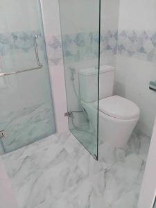 Phòng tắm , Căn hộ Conic Riverside , Quận 8 Căn hộ Conic Riverside hướng ban công đông bắc nội thất cơ bản diện tích 66.69m²