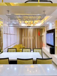 Căn hộ Celadon City, Tân Phú Căn hộ Celadon City hướng Tây Nam, đầy đủ nội thất sang trọng.