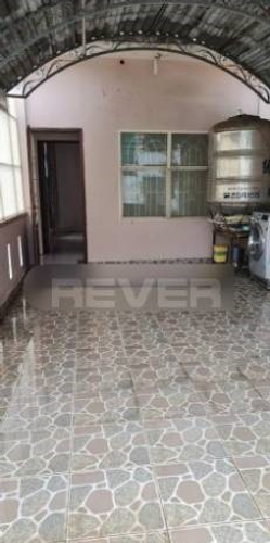 Nhà phố Quận Bình Thạnh Nhà phố mặt tiền đường Bùi Đình Túy, khu vực dân cư đông đúc.