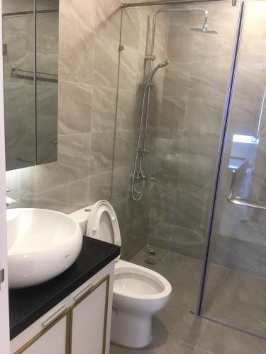 Nhà vệ sinh Sunrise Riverside Căn hộ tầng 14 Sunrise Riverside ban công hướng Bắc mát mẻ