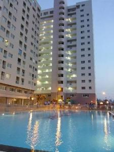 Hồ bơi Green Town, Bình Tân Căn hộ Green Town hướng Tây Bắc, nội thất cơ bản