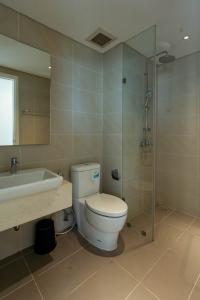 Phòng tắm Diamond Island, Quận 2 Căn hộ Diamond Island hướng Đông Nam, đầy đủ nội thất.