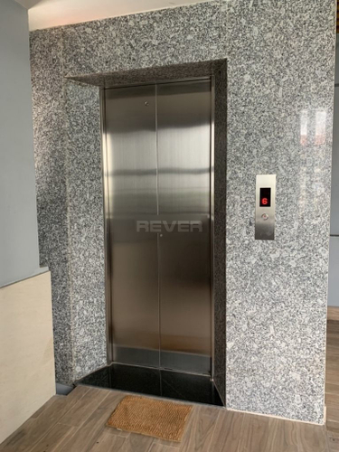 Nhà phố Quận Tân Bình Nhà phố thiết kế 1 trệt, 5 lầu và sân thượng kiên cố, khu dân cư sầm uất.