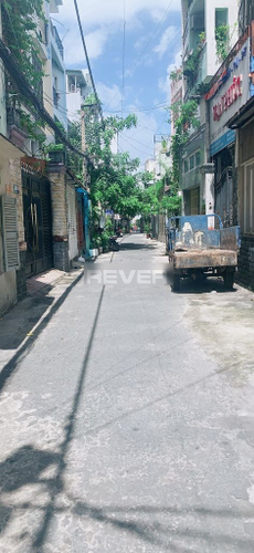 Đường trước nhà phố Quận Tân Bình Nhà phố thiết kế 1 trệt, 1 lầu đường Trường Chinh, khu dân cư sầm uất.