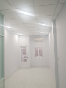 Nhà phố Quận Thủ Đức Nhà phố kết cấu 1 trệt, 1 lầu không lỗi phong thủy, không có nội thất.