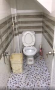 Không gian nhà phố Quận 6 Nhà phố hẻm xe tải rộng 4m, kết cấu 1 trệt 1 lầu, khu dân trí cao.