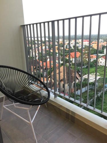 View căn hộ Masteri Thảo Điền, Quận 2 Căn hộ Masteri Thảo Điền tầng 12 có 2 phòng ngủ, view thành phố sầm uất.