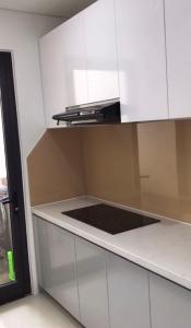 Căn hộ Hado Centrosa Garden , Quận 10 Căn hộ HaDo Centrosa Garden tầng 8, đầy đủ nội thất hiện đại.