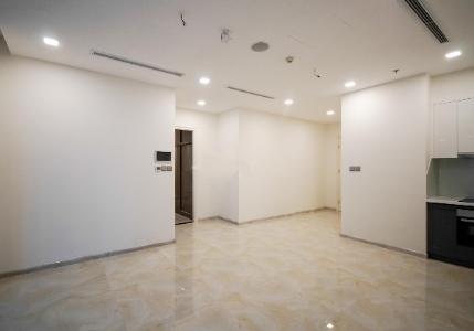 Phòng khách Vinhomes Golden River, Quận 1 Officetel Vinhomes Golden River tầng 10 diện tích 77.6m2, không nội thất.