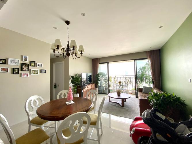 phòng ăn căn hộ riviera point Căn hộ Riviera Point đón view sông, tầng trung thoáng mát.