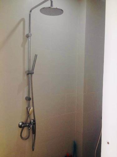 Nhà phố đường Đỗ Thừa Luông, Tân Phú Nhà phố hướng Đông hẻm xe hơi, nội thất đầy đủ có sổ hổng riêng.