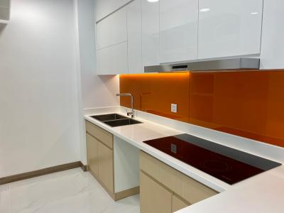 Căn hộ Sunwah Pearl, Bình Thạnh Căn hộ Sunwah Pearl tầng 35, đón view toàn thành phố tuyệt đẹp.