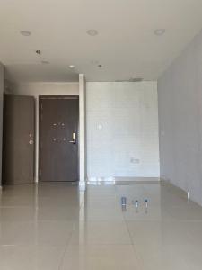 Không gian căn hộ The Tresor, Quận 4 Căn hộ The Tresor tầng 6 cửa hướng Tây Nam, view hồ bơi thoáng mát.