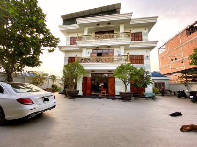 Biệt thự 6 phòng ngủ đường Tăng Nhơn Phú B, quận 9, đã có sổ hồng, pháp lý minh bạch