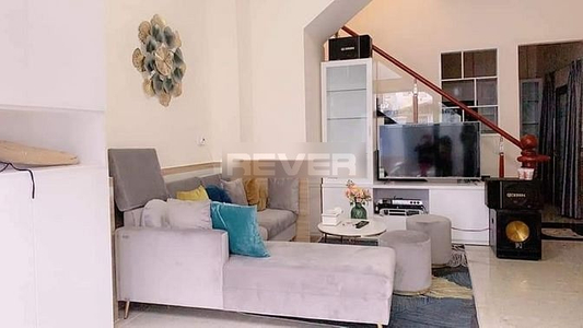 Nhà phố Quận Bình Thạnh Nhà phố lô góc 2 mặt tiền đường thoáng mát, kết cấu 1 trệt, 4 lầu kiên cố.