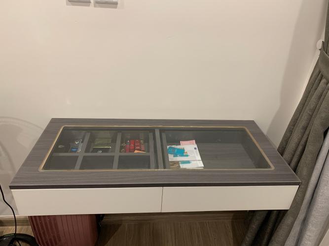 Nội thất căn hộ Vinhomes Grand Park Căn hộ Vinhomes Grand Park ban công thoáng mát, view thành phố.