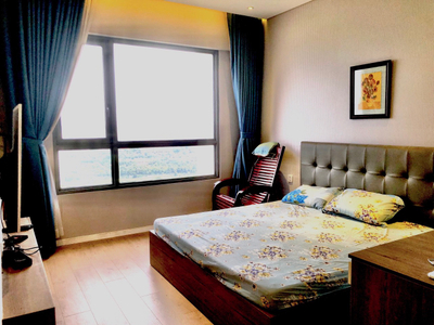 Căn hộ Diamond Riverside, Quận 8 Căn hộ Đảo Kim Cương tầng 22 view sông Sài Gòn thoáng mát.