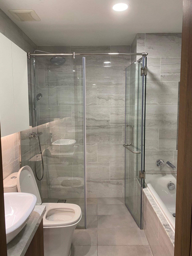 Căn hộ Kingdom 101, Quận 10 Căn hộ Kingdom 101 tầng 9 cửa hướng Đông Nam, đầy đủ nội thất.