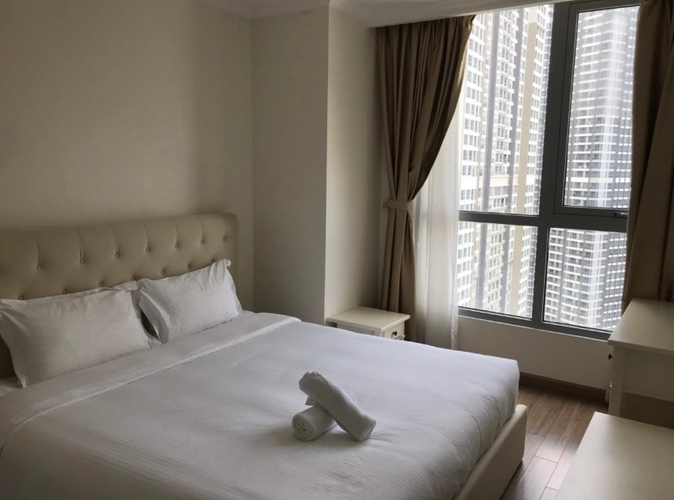 Căn hộ Vinhomes Central Park, Quận Bình Thạnh Căn hộ có 3 phòng ngủ Vinhomes Central Park tầng 26, đầy đủ nội thất.