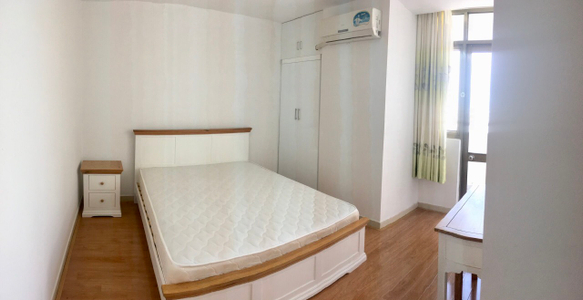 Căn hộ Chung cư Screc Tower, Quận 3 Căn hộ Chung cư Screc Tower tầng 19 diện tích 81m2, đầy đủ nội thất.