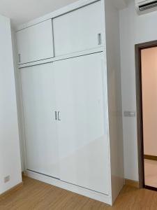 Căn hộ Sunwah Pearl, Bình Thạnh Căn hộ Sunwah Pearl tầng 35, đón view toàn thành phố tuyệt đẹp.