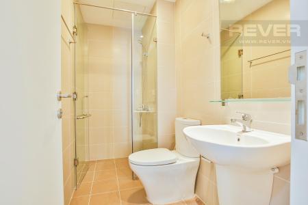 WC Căn hộ tầng cao Masteri Thảo Điền diện tích 65m2, đầy đủ nội thất.