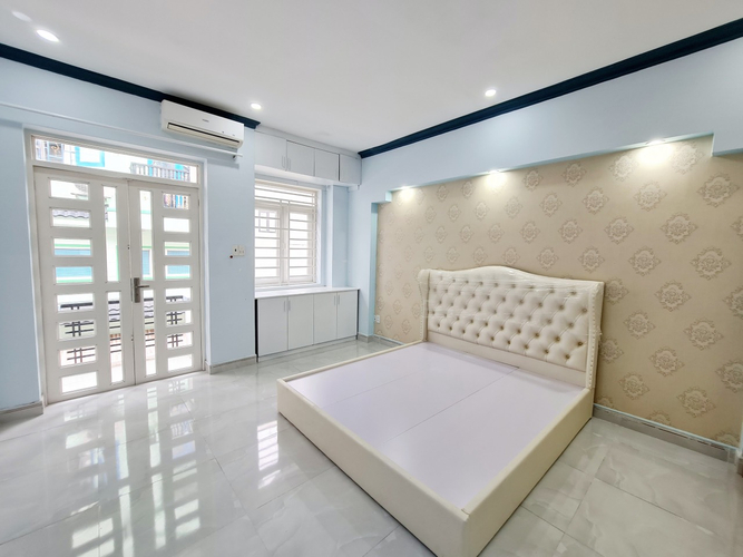 Nhà phố Huyện Nhà Bè Nhà phố KDC Sài Gòn Mới diện tích 52m2, bàn giao nội thất cơ bản.