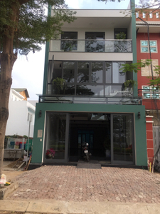 Nhà phố KDC Nam Long diện tích 129m2, bàn giao không nội thất.