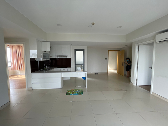 Căn hộ Masteri Thảo Điền, Quận 2 Căn hộ Masteri Thảo Điền tầng 42 view thành phố sầm uất, đầy đủ nội thất.