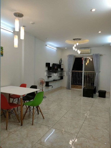 Căn hộ Good House Apartment, Quận 8 Căn hộ Good House Apartment tầng 15 thiết kế 2 phòng ngủ, nội thất cơ bản.