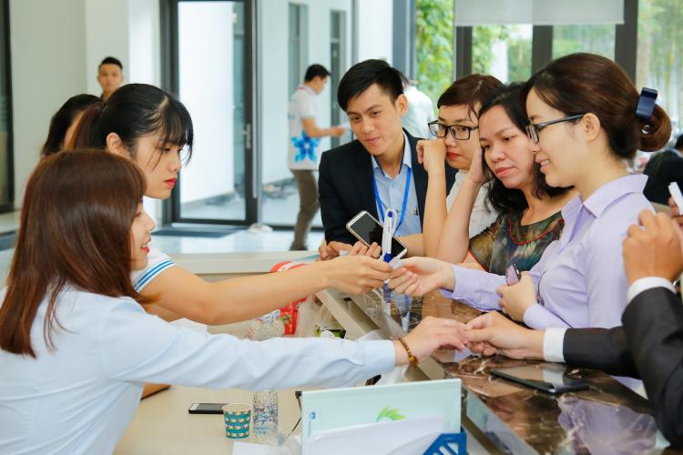 Safira Khang Điền - Sự kiện khai trương nhà mẫu SaFira