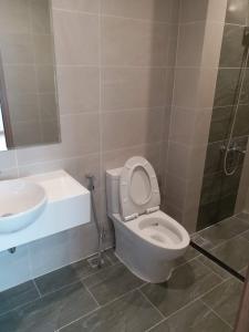 Không gian căn hộ Vinhomes Grand Park, Quận 9 Căn hộ cao cấp Vinhomes Grand Park tiện ích đầy đủ, cửa hướng Đông Bắc.