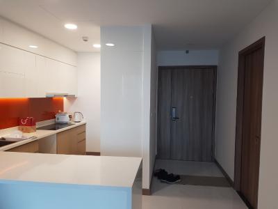 Căn hộ Sunwah Pearl, Quận Bình Thạnh Căn hộ Sunwah Pearl tầng 20, cửa hướng Tây Nam view sông thoáng mát.