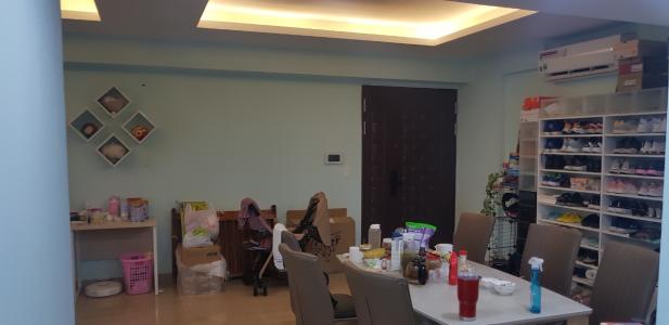 Không gian căn hộ Happy City, Huyện Bình Chánh Căn hộ Happy City tầng thấp nội thất cơ bản, tiện ích đầy đủ.