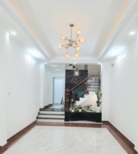 Bên trong nhà phố Thanh Loan, Quận 8 Nhà phố nằm ngay mặt tiền đường, thiết kế đẹp