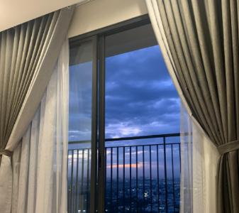 View căn hộ Vinhomes Grand Park Căn hộ Vinhomes Grand Park ban công thoáng mát, view thành phố.