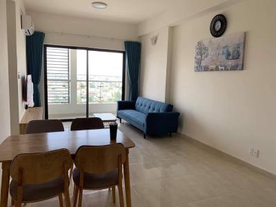 Phòng khách Cetana Thủ Thiêm, Quận 2 Căn hộ Centana Thủ Thiêm tầng trung, view sông mát mẻ.