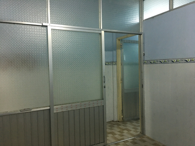 Căn hộ 312 Lạc Long Quân, Quận 11 Căn hộ Chung cư Lạc Long Quận tầng 3 cửa hướng Đông Nam, không nội thất.