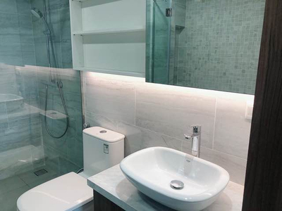 Căn hộ Kingdom 101, Quận 10 Căn hộ Kingdom 101 tầng 16 ban công rộng rãi, view đón gió thoáng mát.