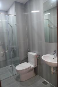 wc OT the sun avenue Office -tel The Sun Avenue nội thất cơ bản, view nội khu mát mẻ