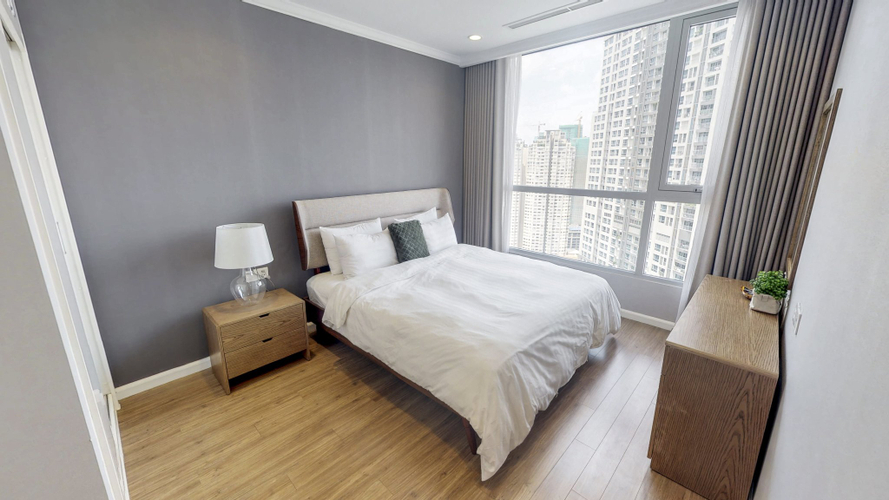 Căn hộ Vinhomes Central Park, Quận Bình Thạnh Căn hộ Vinhomes Central Park tầng 29, view thành phố sầm uất.