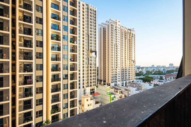 View căn hộ HaDo Centrosa Garden, Quận 10 Căn hộ HaDo Centrosa Garden tầng 29 view nội khu, đầy đủ nội thất.