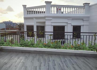 Sân thượng nhà phố Quang Trung, Gò Vấp Nhà phố gần chợ Hạnh Thông Tây, hướng Tây Bắc, diện tích 36.5m2.