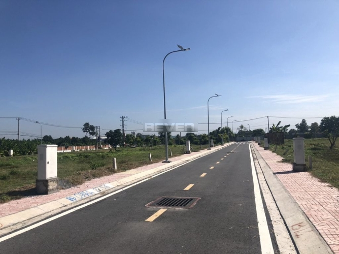 Đường trước đất nền Huyện Củ Chi Đất nền diện tích 90m2 toàn bộ thổ cư, khu vực dân cư sầm uất.