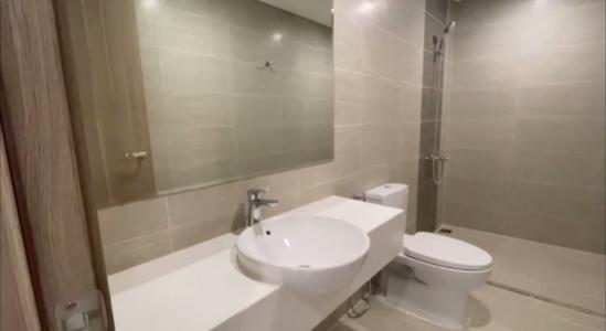 Toilet Vinhomes Grand Park Quận 9 Căn hộ tầng cao Vinhomes Grand Park đón phía nội khu.