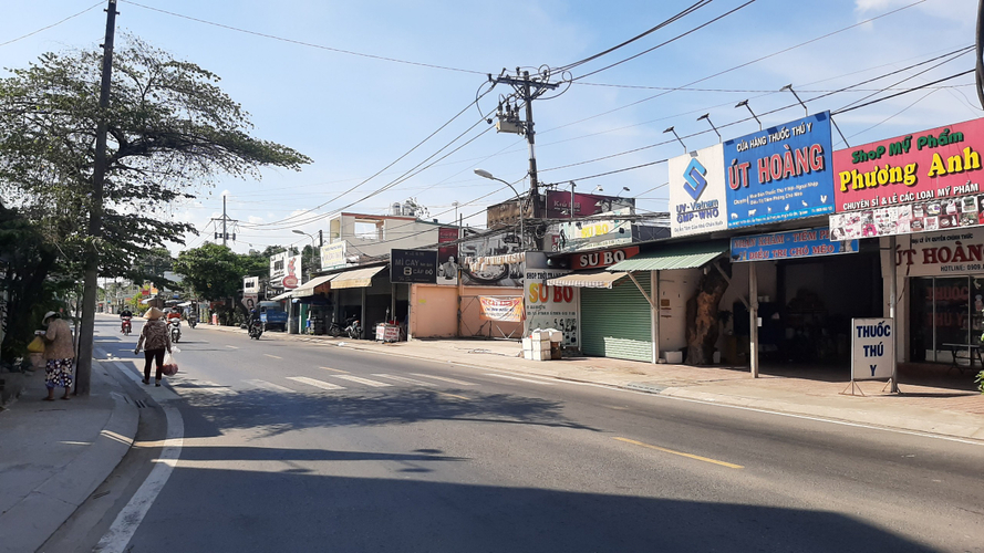 Đất nền Huyện Củ Chi Đất nền ngay ngã 4 Tân Quy, diện tích 892m2 có sổ hồng riêng.