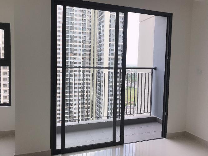 Căn hộ Vinhomes Grand Park hướng ban công tây bắc không có nội thất diện tích 69.3m²