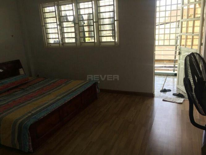 Bên trong nhà phố Linh Tây Thủ Đức Nhà phố hướng Tây Bắc, bàn giao sổ hồng riêng, diện tích 48.3m2.